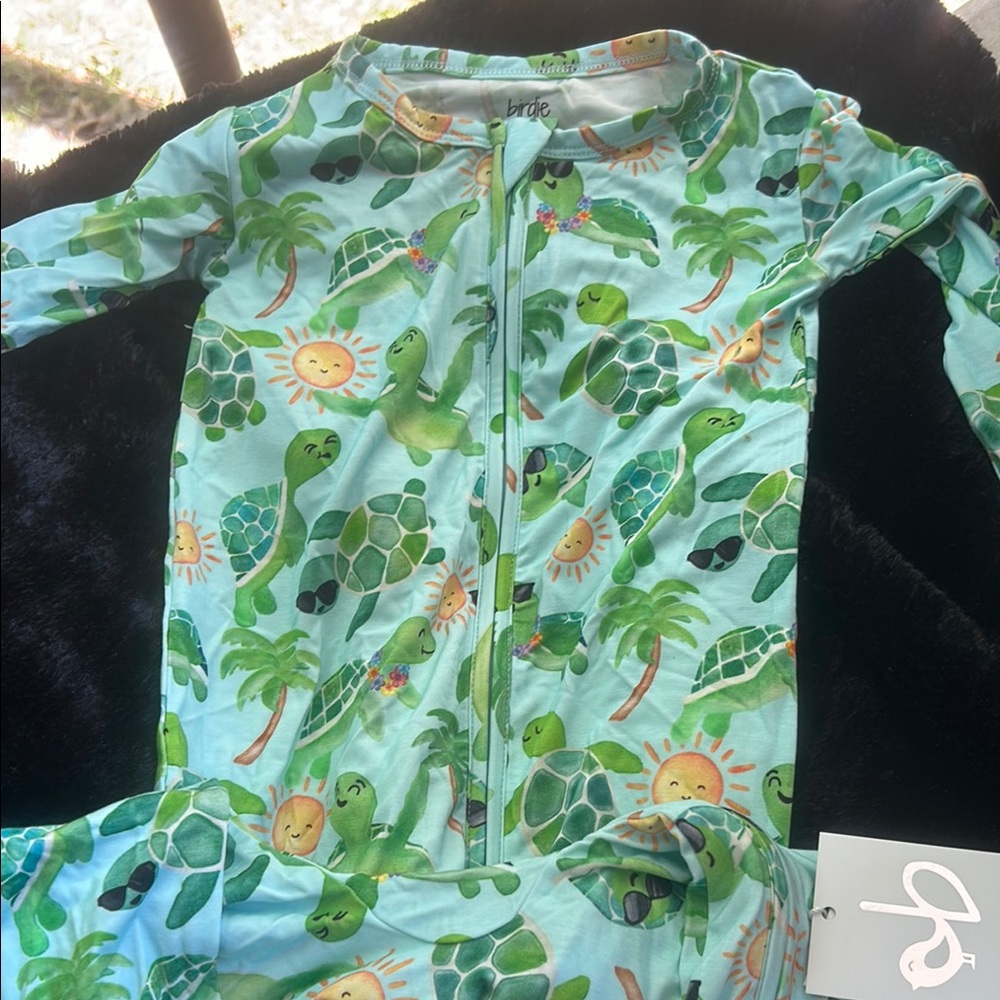 Birdie bean bamboo Myrtle convertible romper 3t